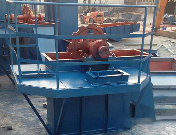 環(huán)鏈、皮帶、板鏈底部積料問題改造處理