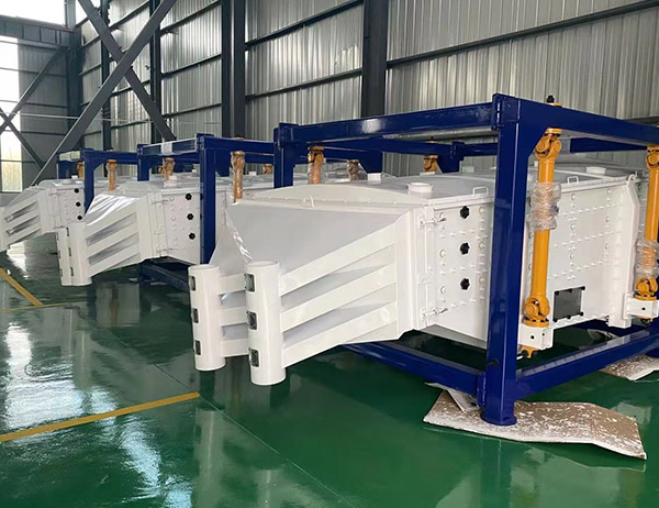 小型配便宜的篩砂機多少錢，處理量多少噸！